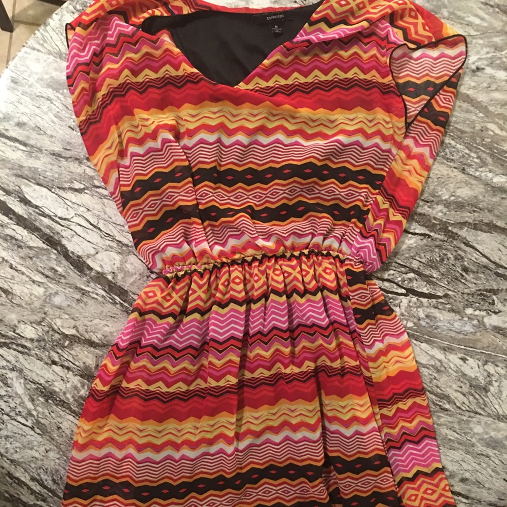 Red Triangle Patterned Mini Dress